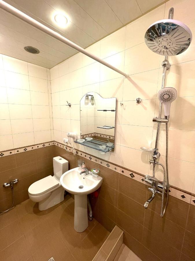 Apartment In The Center Of Erevan Esterno foto